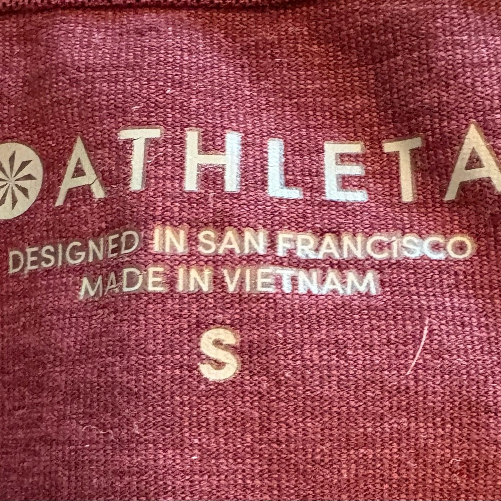 Athleta uptempo top - Picture 3 of 3